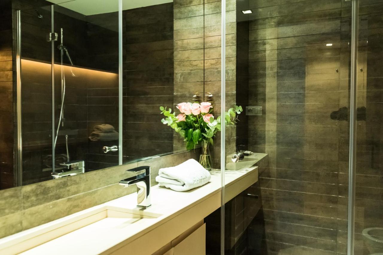 Hauzify I Apartaments Grup Claustre โตโรเดมบาร์รา ภายนอก รูปภาพ